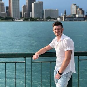 Meet your Posher, Tyler